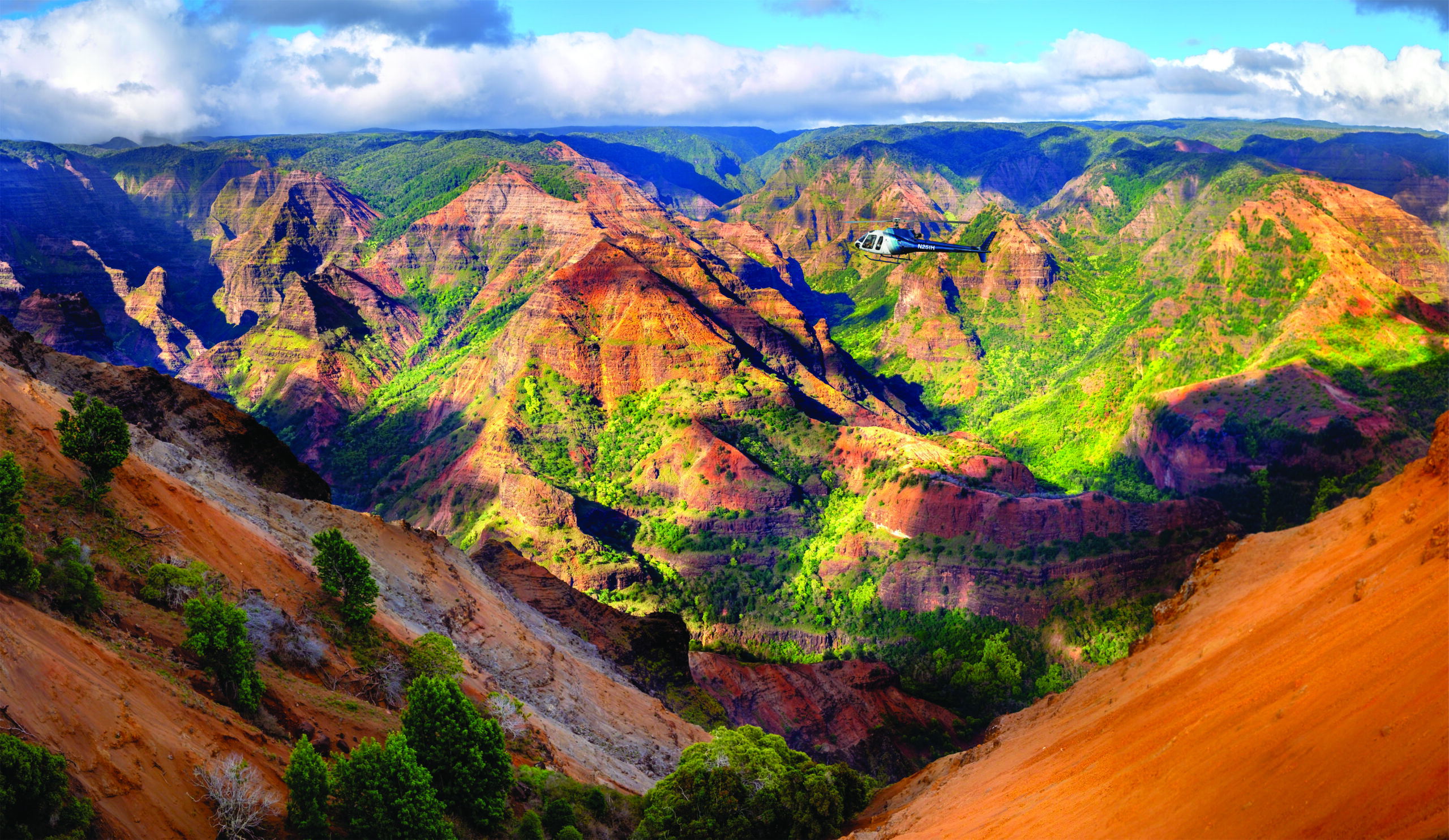 9 Unforgettable Sights You’ll See on a Kauai Helicopter Tour